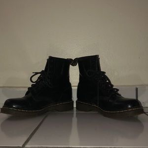 The Original Dr. Marten boots in black size us 8